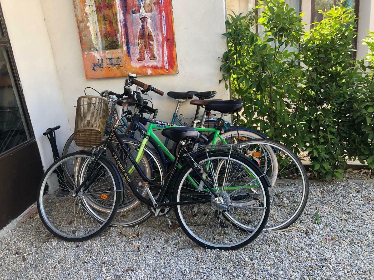 Le Luberon Des Artistes Villa Oppède Eksteriør billede
